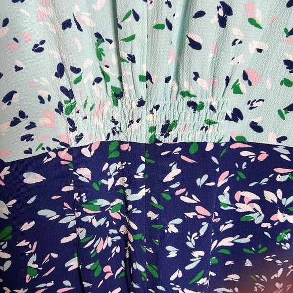 VINCE CAMUTO Abstract-Print Crepe Dress Navy Multicolor Size 2 NWT - Picture 13 of 15